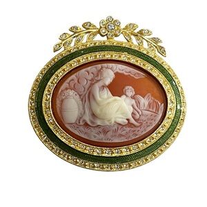 Joan Rivers Classic Collection Vintage 1990’s Mother and Child Cameo Brooch Pin